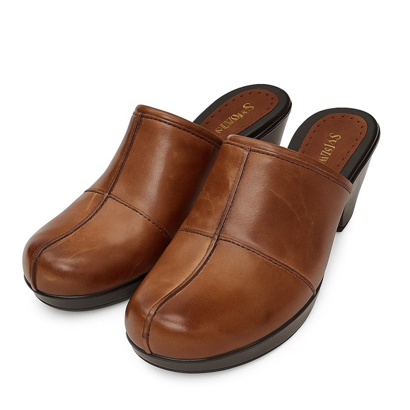 NEW No Tags St. John’s Bay Brown Leather Clogs 7 Medium - Picture 5 of 6